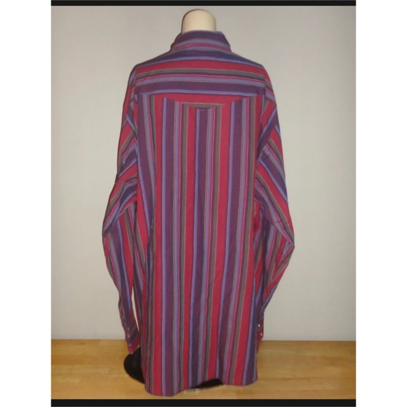 Wrangler Pearl Snap - Picture 2 of 5